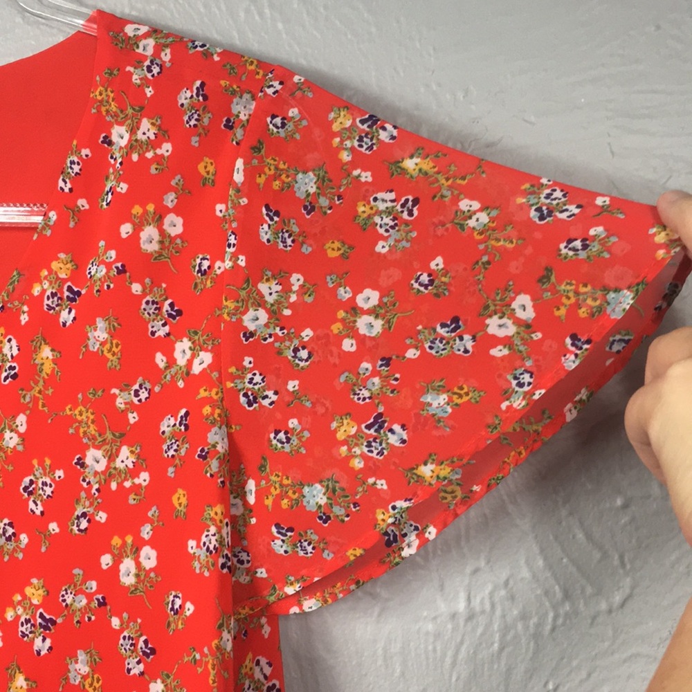 Pleione Red Floral Tie Front Flutter Blouse Shirt - Picture 6 of 12